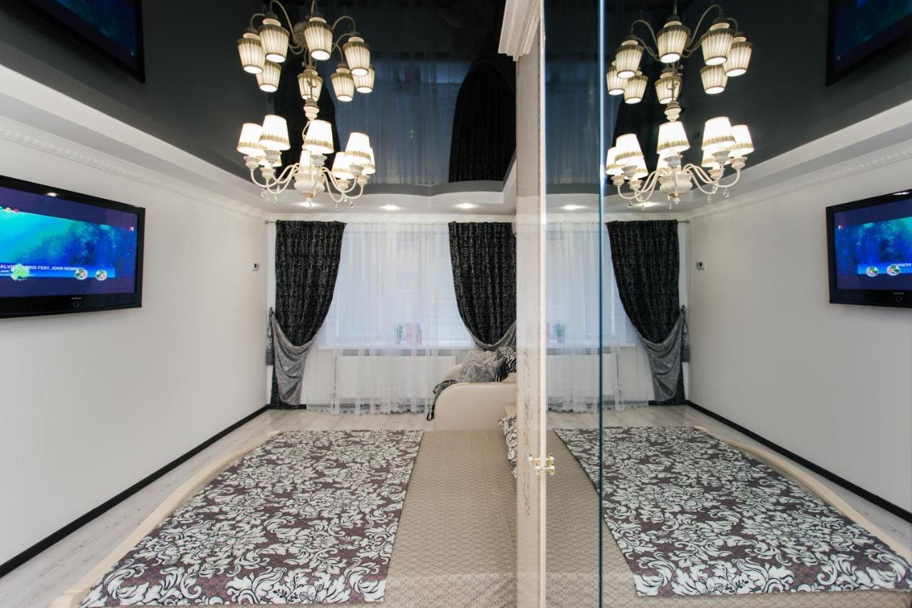 סומי De Luxe Apartments Centr Illinskaya מראה חיצוני תמונה