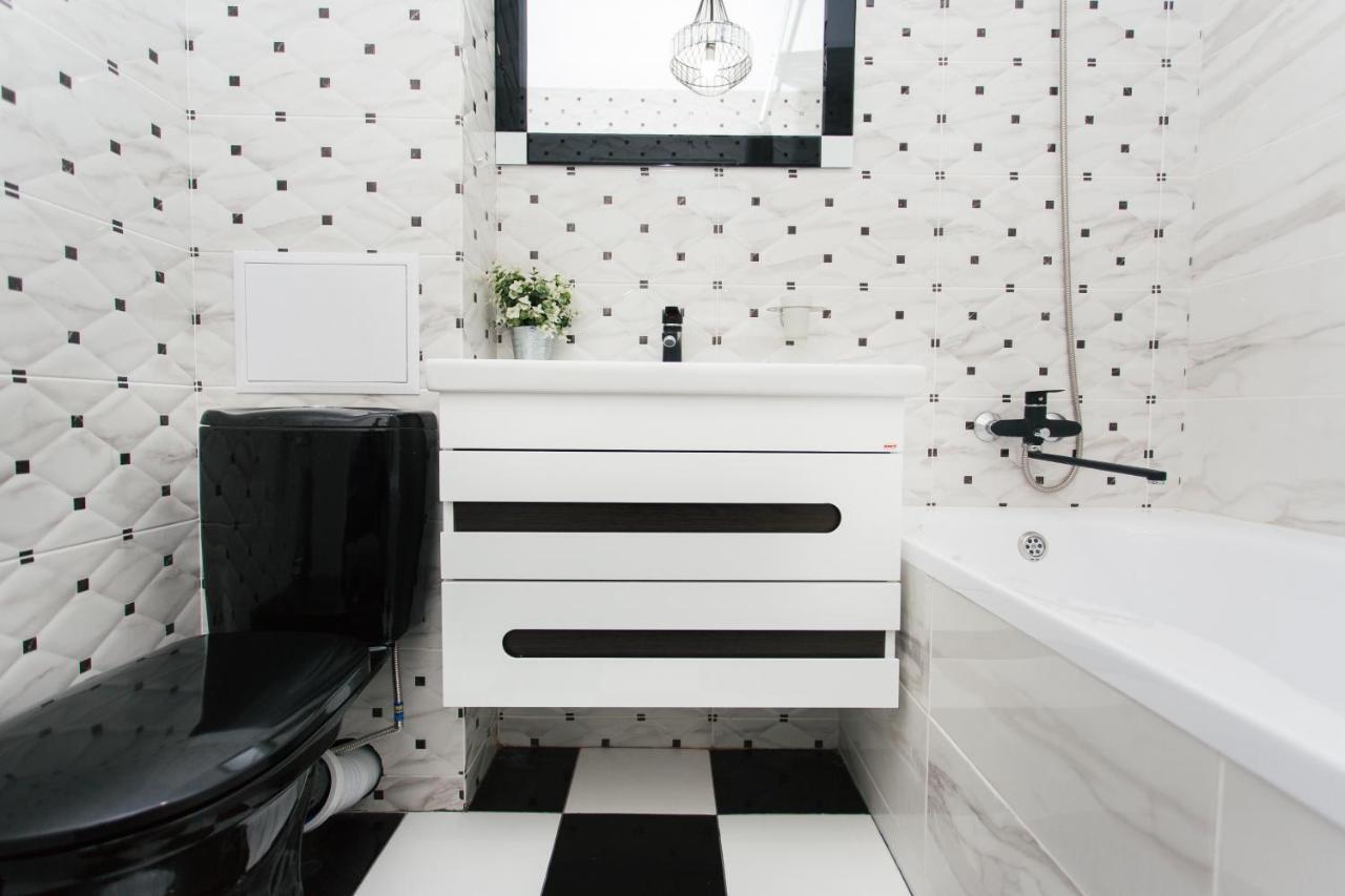 סומי De Luxe Apartments Centr Illinskaya מראה חיצוני תמונה