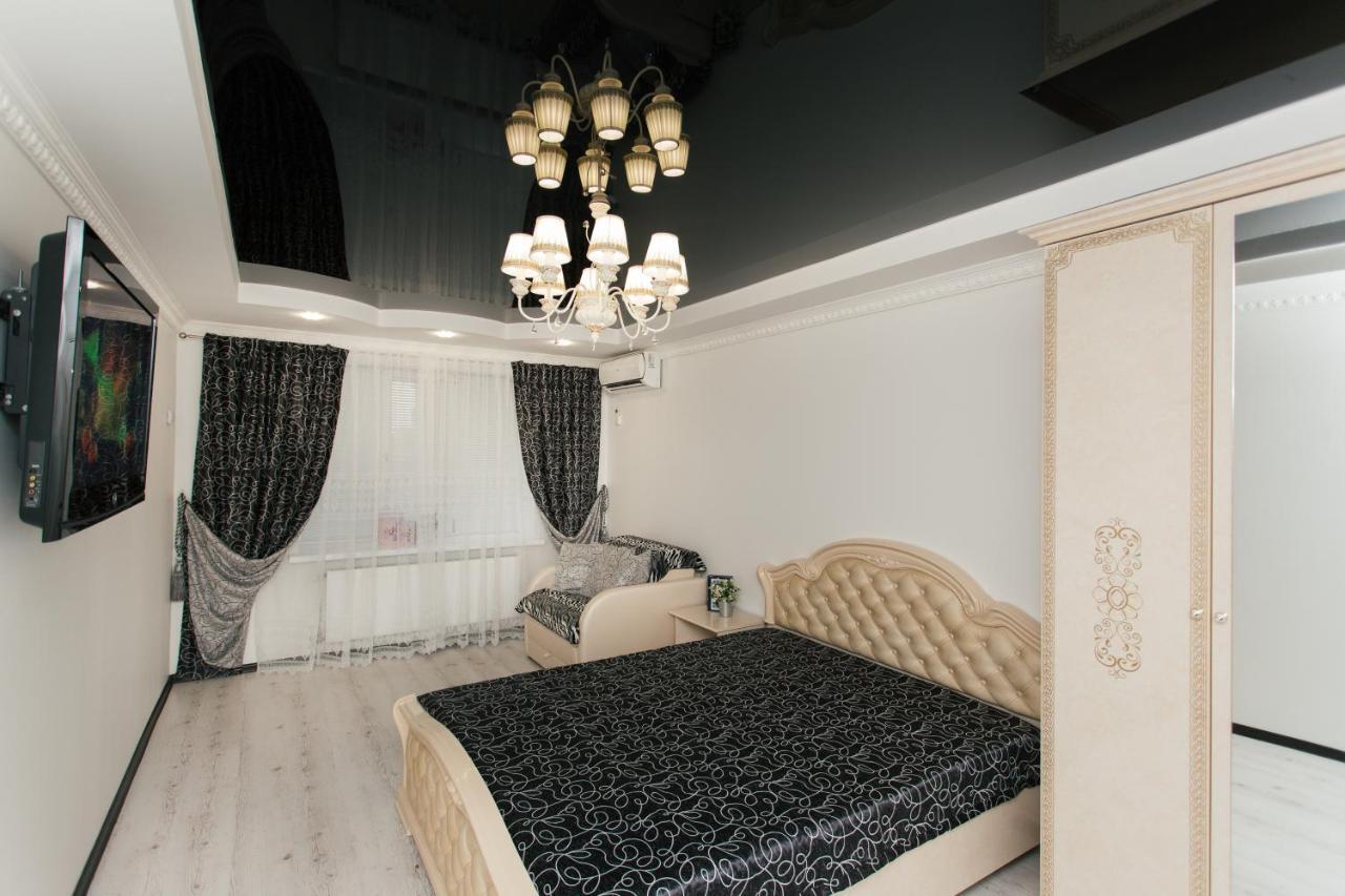 סומי De Luxe Apartments Centr Illinskaya מראה חיצוני תמונה