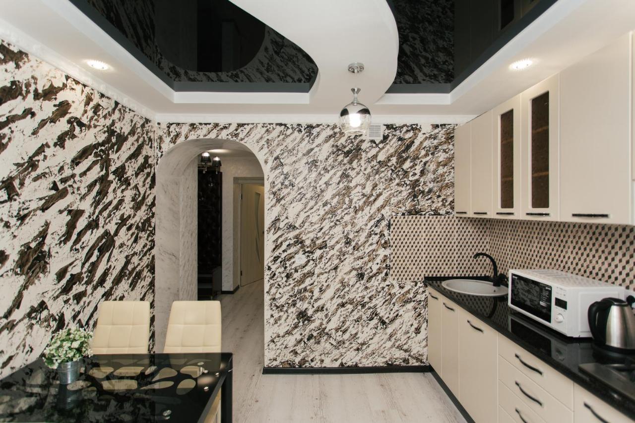 סומי De Luxe Apartments Centr Illinskaya מראה חיצוני תמונה