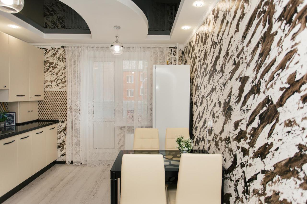 סומי De Luxe Apartments Centr Illinskaya מראה חיצוני תמונה