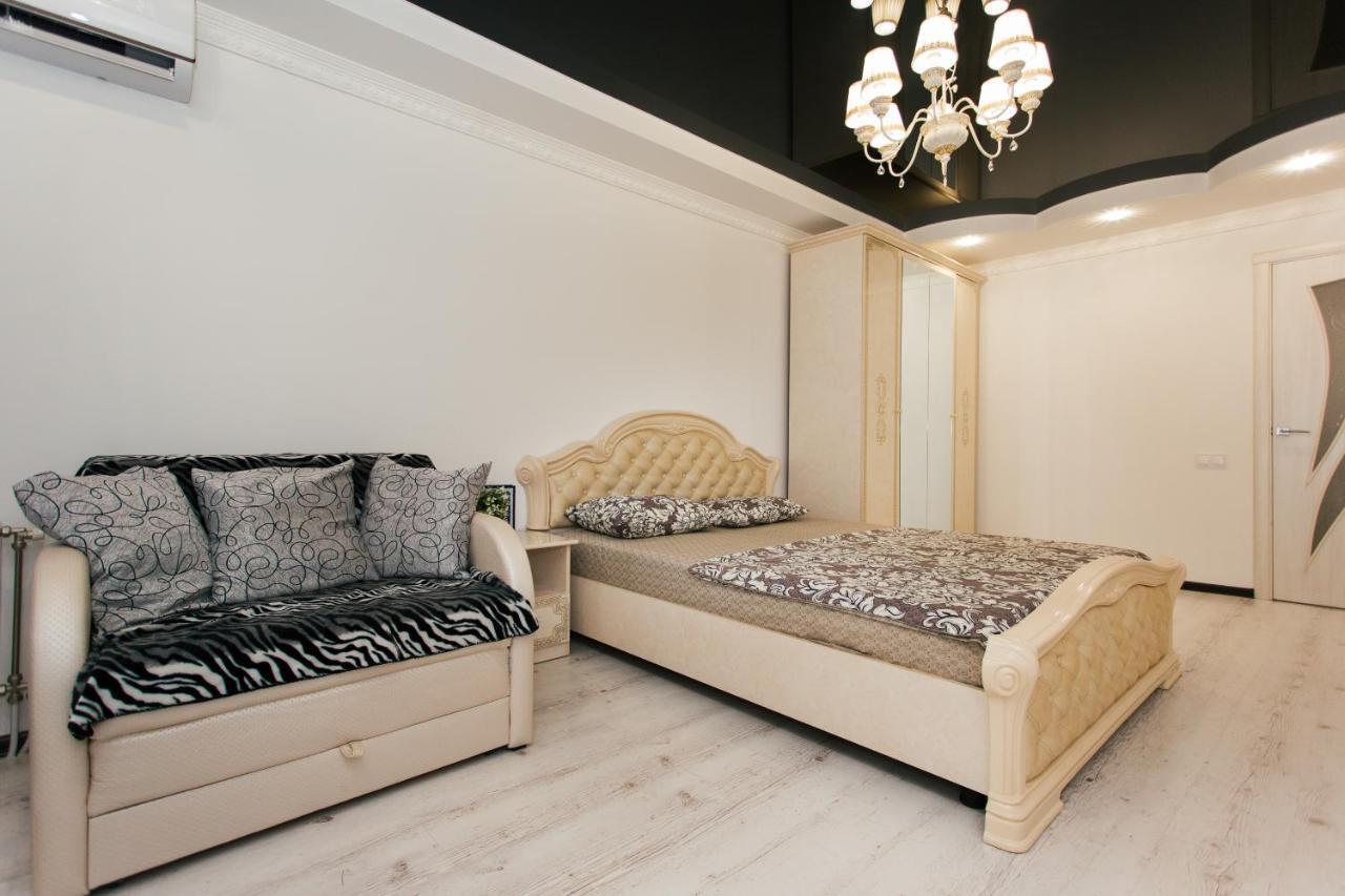 סומי De Luxe Apartments Centr Illinskaya מראה חיצוני תמונה